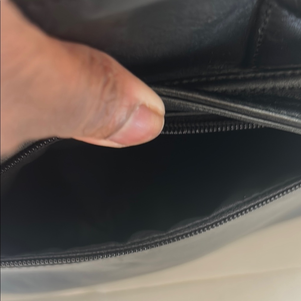 Giani Bernini Leather Handbag - Picture 8 of 17